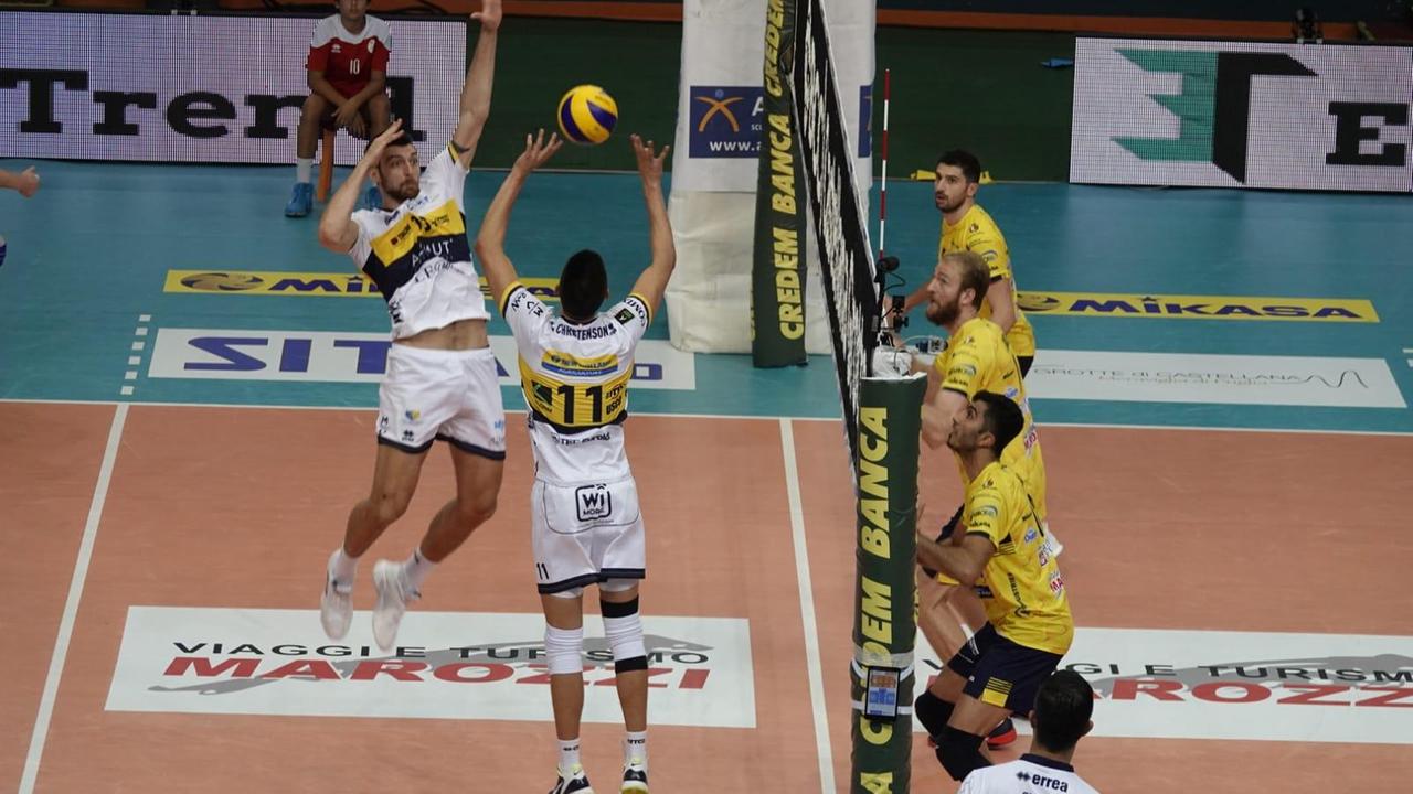 L'Azimut vince a Bari