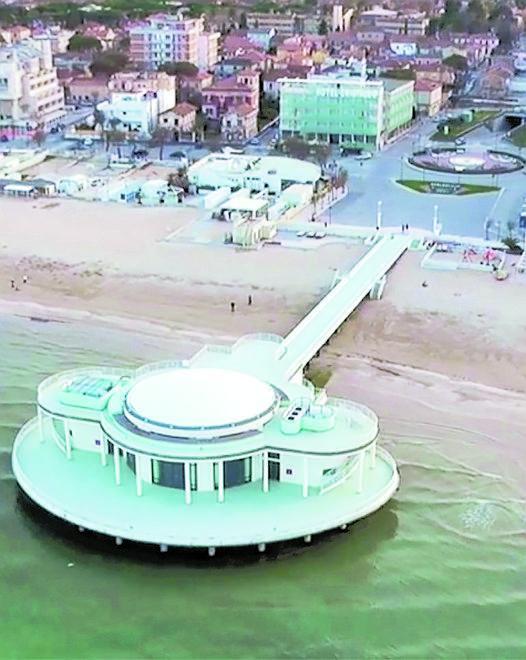 Case vacanze al mare in affitto ma è una truffa: otto denunciati 