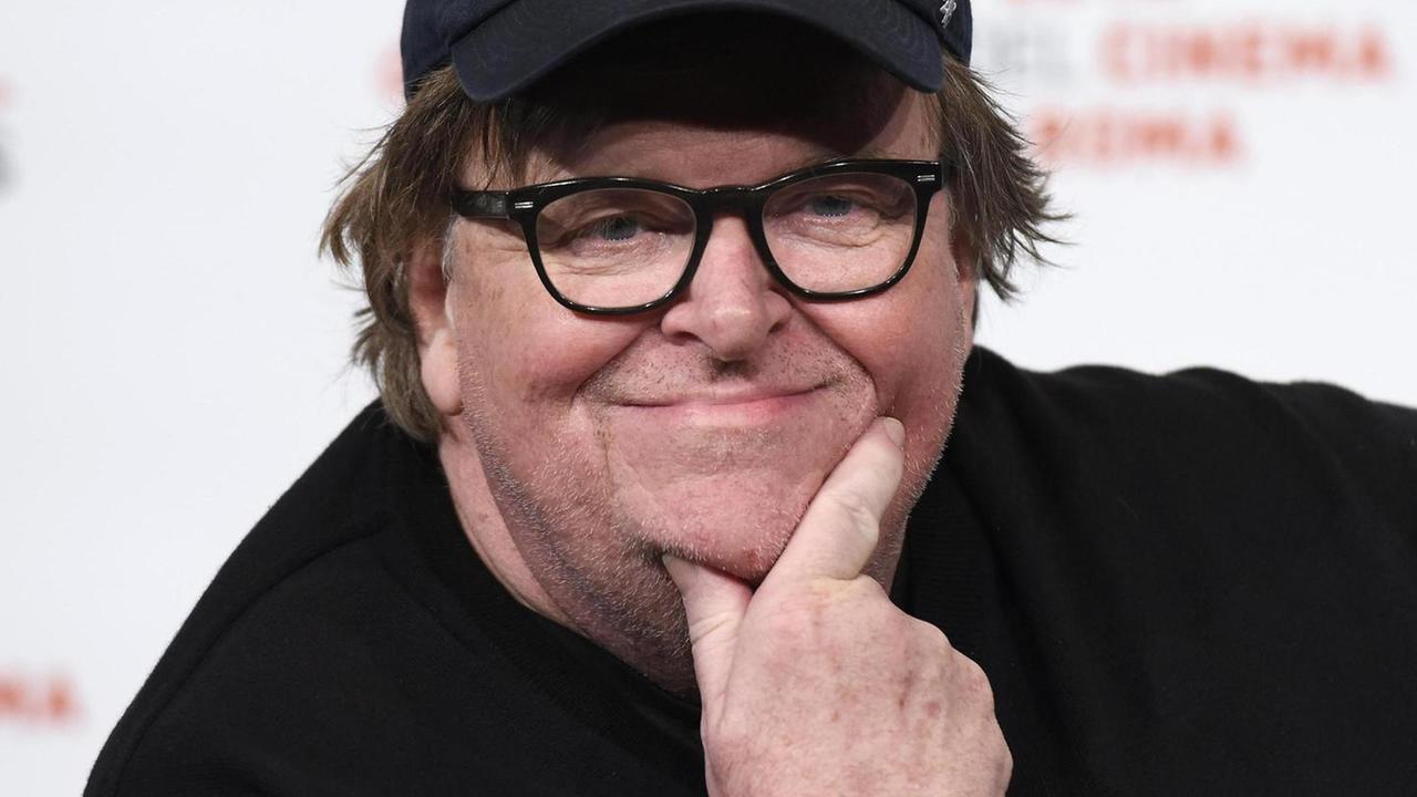 Il documentario di Moore che “disintegra” Trump