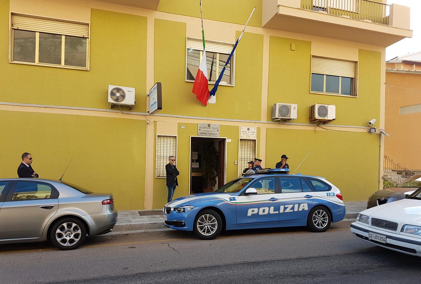 Tre migranti con documenti falsi: arrestati 