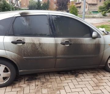 Auto a fuoco a Calerno, denunciato il piromane 