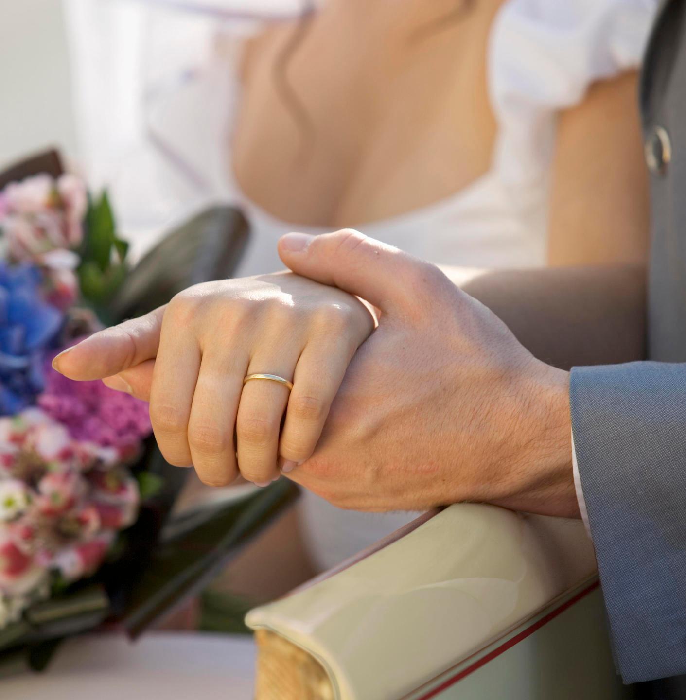 Matrimoni fuori dal municipio, i privati snobbano l’idea 