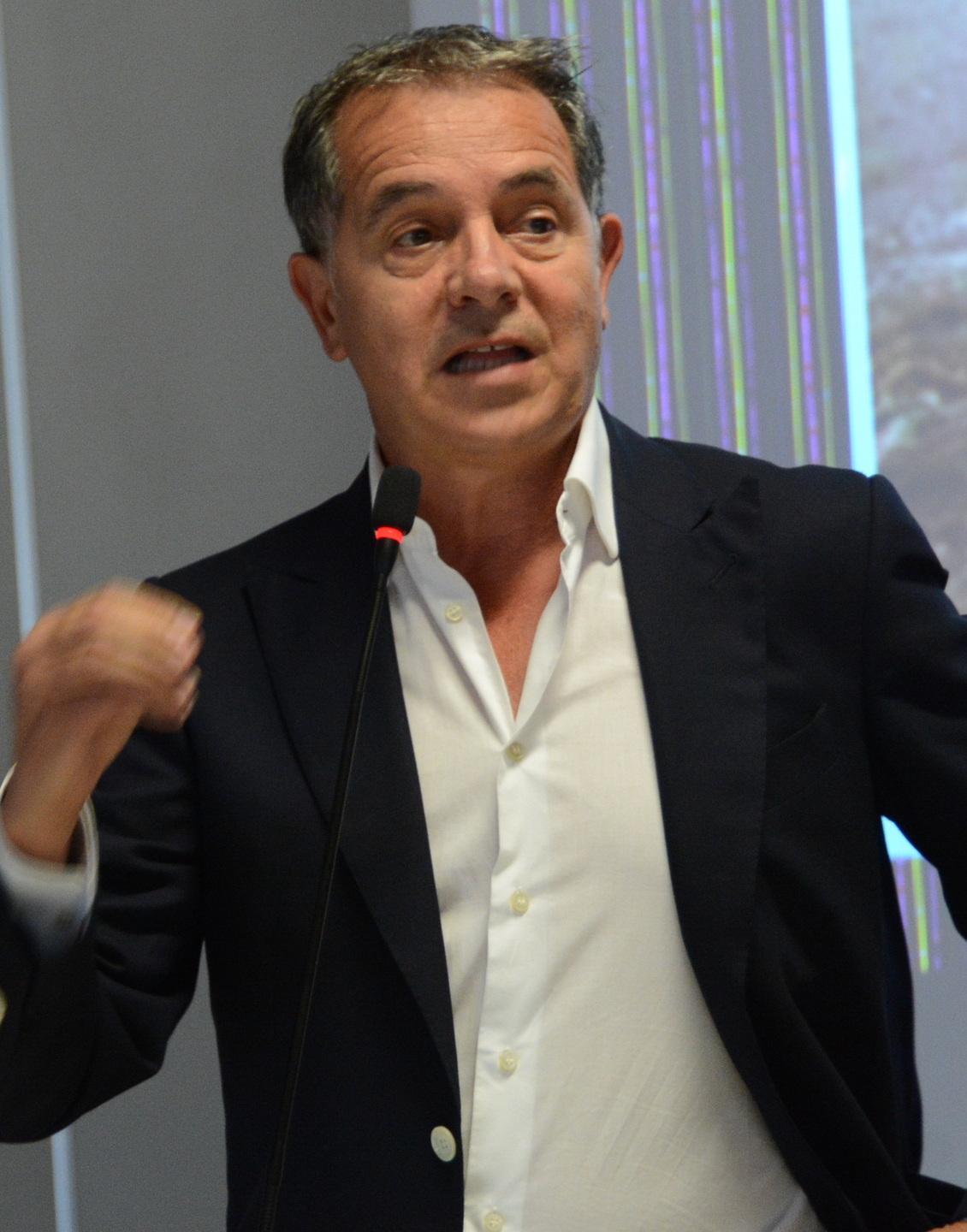 Nizzi: «Basta liti dentro FI solo uniti conteremo» 