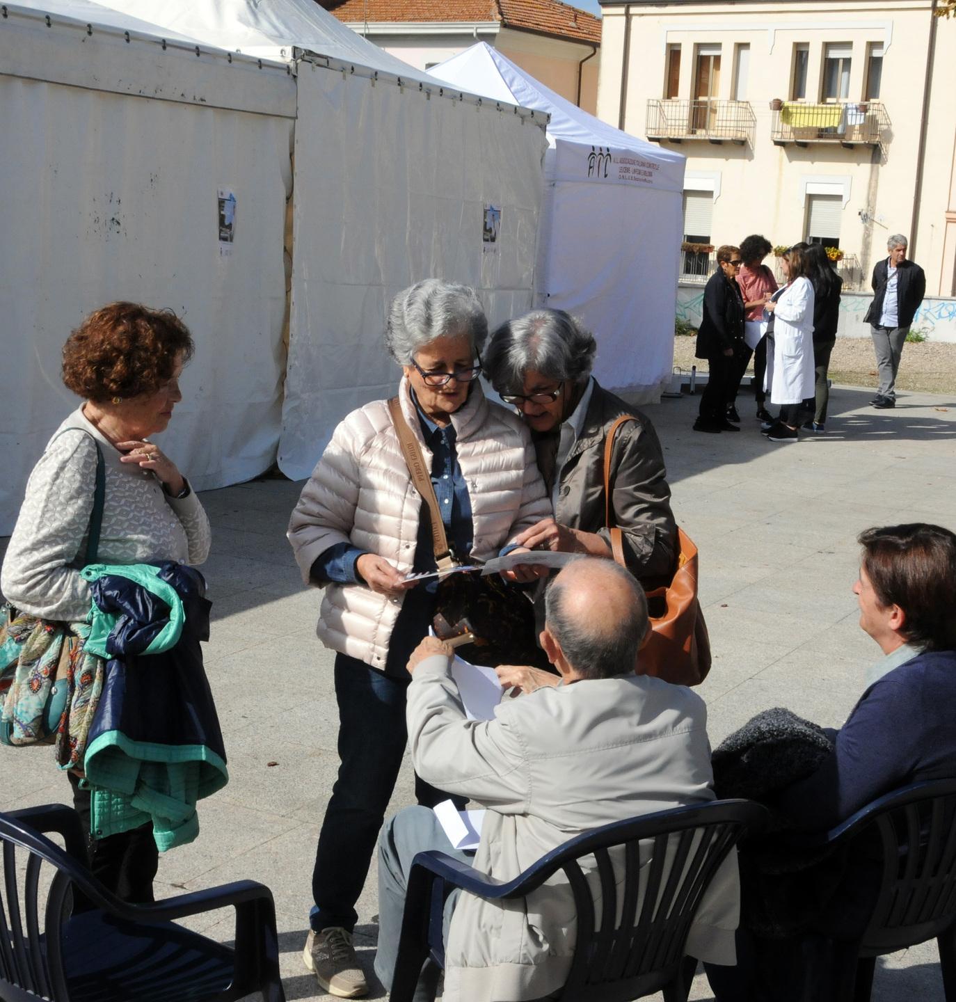 Medici in piazza: visitati in 150 