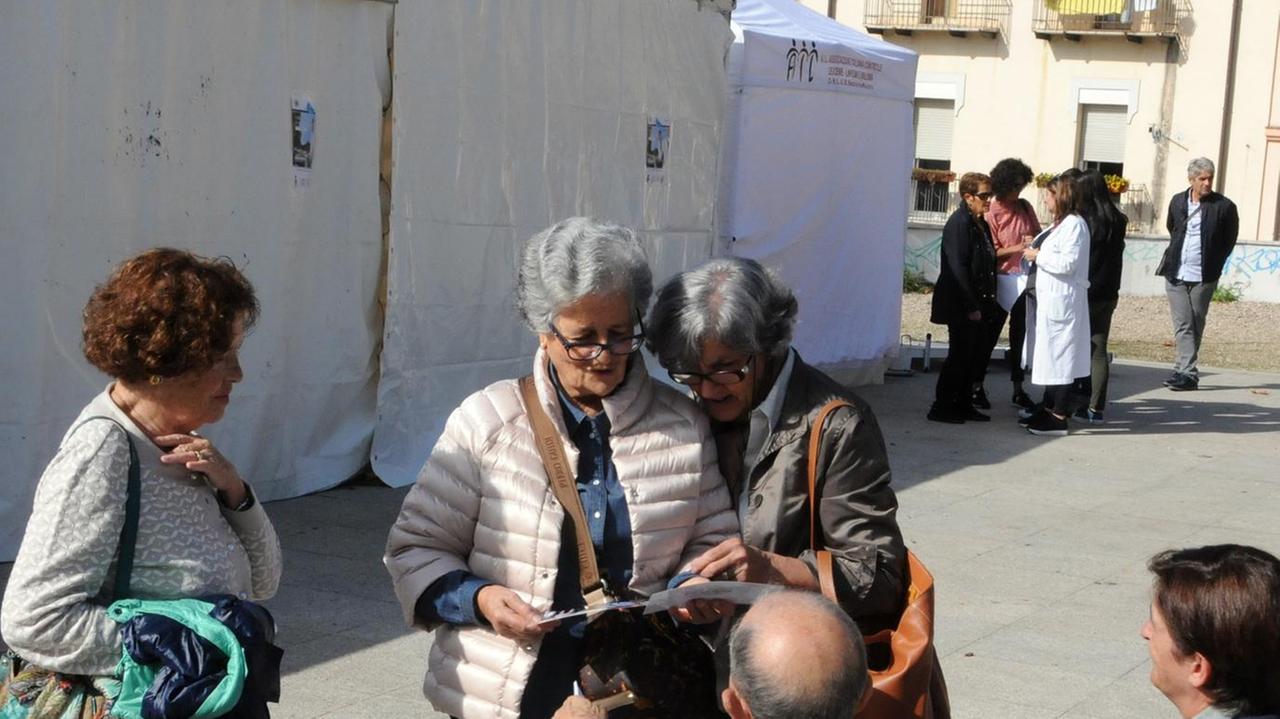 Medici in piazza: visitati in 150