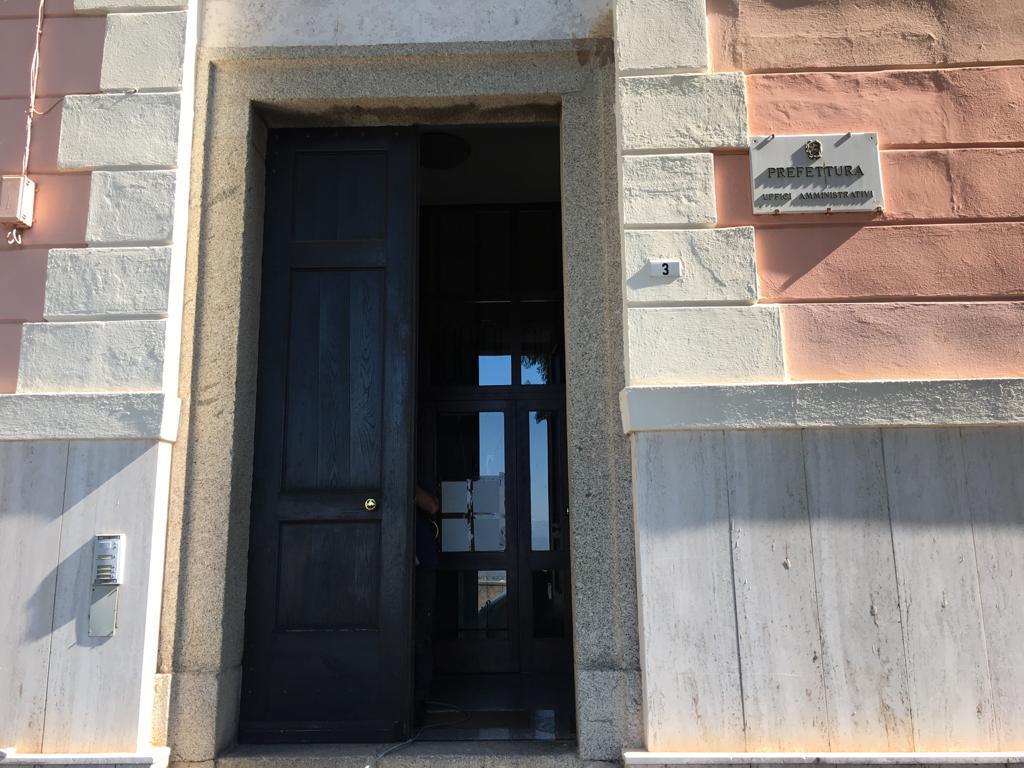 Cagliari, raid vandalico a Castello