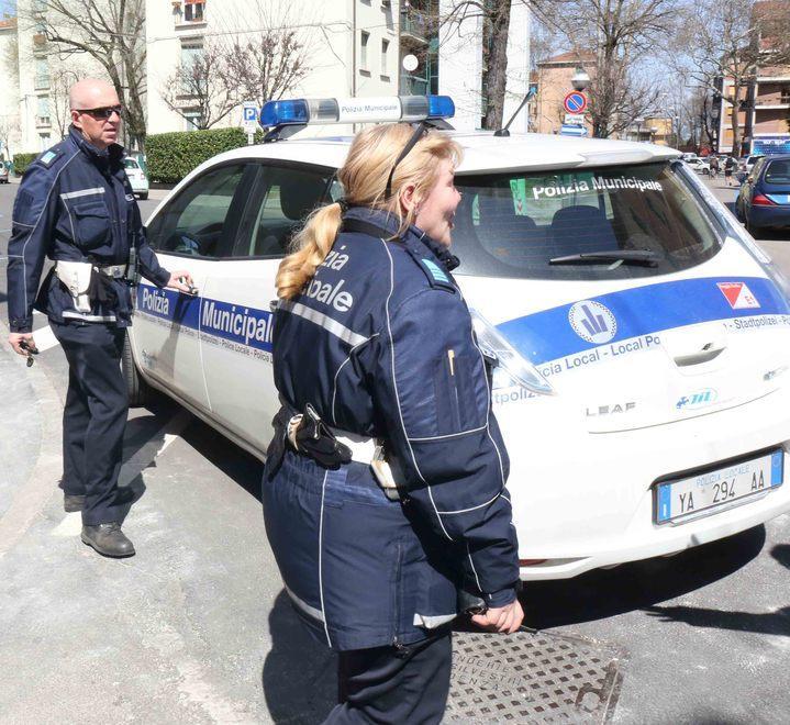 Reggio Emilia, meccanico abusivo multato di 5mila euro: scatta anche la denuncia 