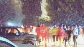 Fiamme vicino alle caseOra Cerretti ha paura e la gente scende in strada