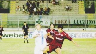 <strong>BUON INIZIO.</strong> Maikol Benassi (a destra) durante un match in notturna