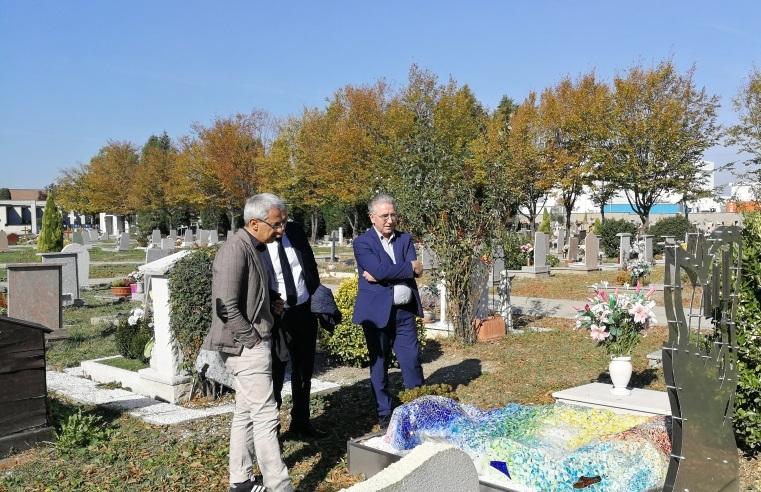 Cimiteri, la nuova gestione porta i primi miglioramenti