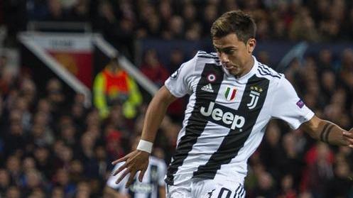 Dybala esalta la Juve che ferma lo United La Roma fa il compito e cala il tris col Cska