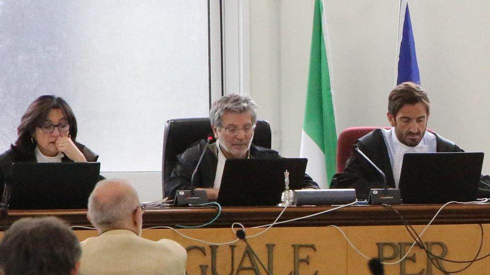 In “clausura” da otto giorni per una sentenza storica