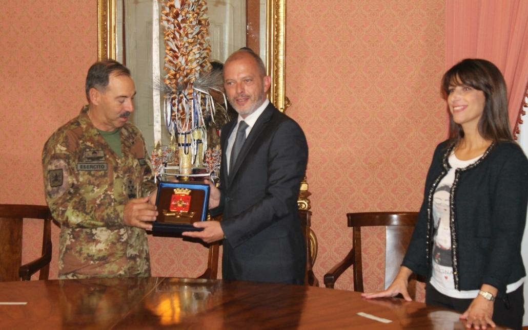 Il generale Farina a Palazzo Ducale