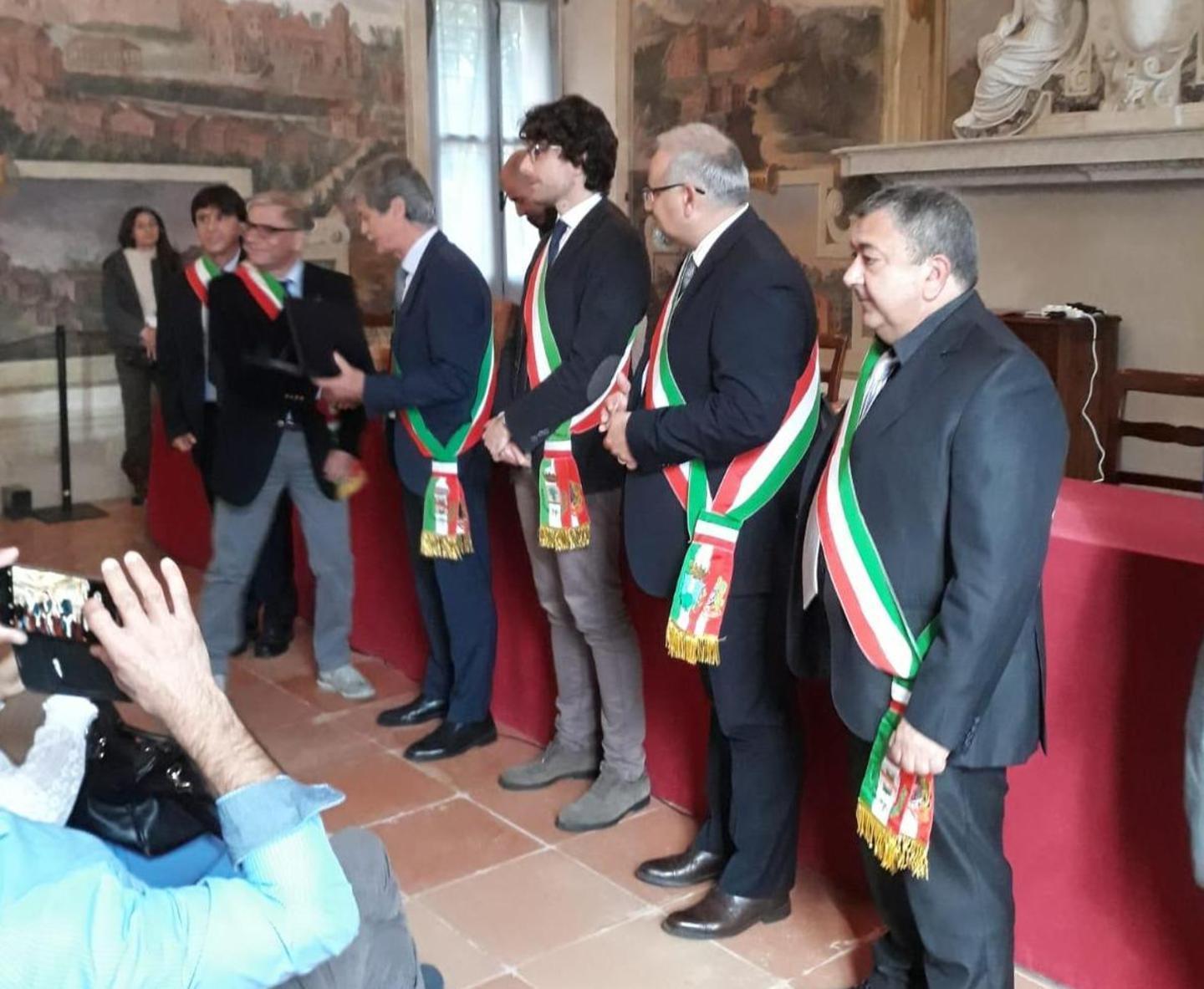 Quattro comuni rinnovano il gemellaggio con la patria della Ferrari 