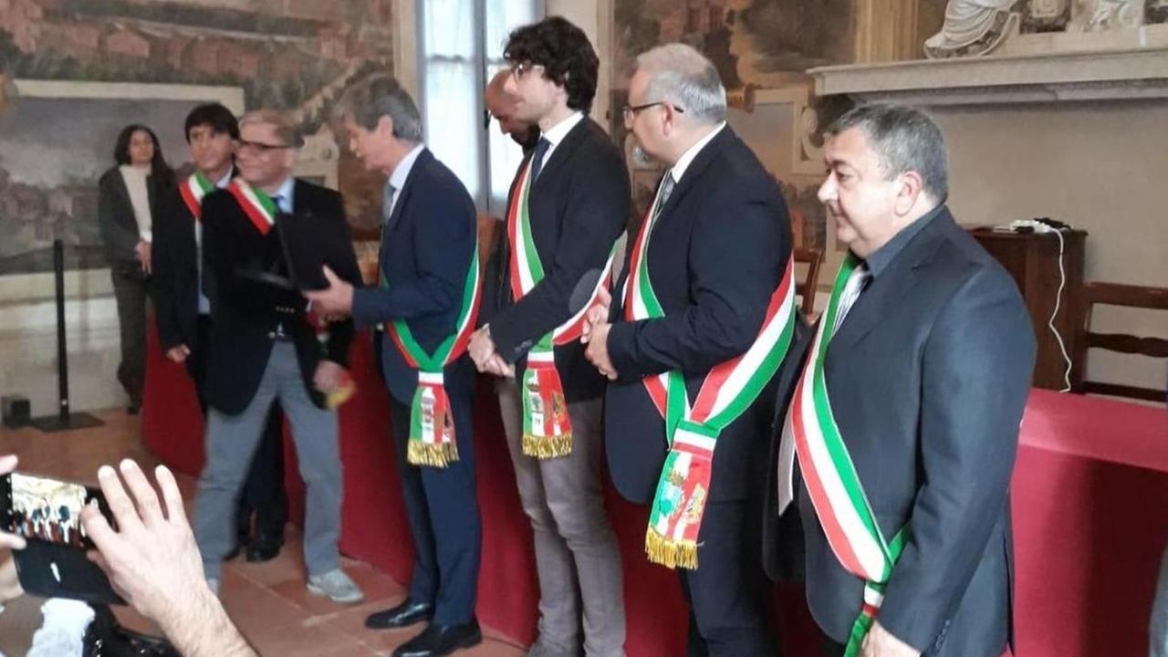 Quattro comuni rinnovano il gemellaggio con la patria della Ferrari 