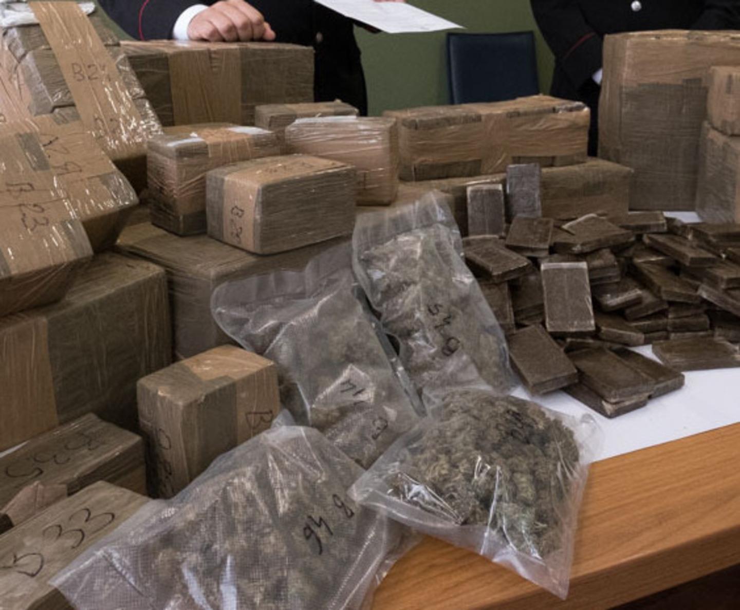 Mafia nigeriana in Sardegna tra droga e schiave in ostaggio coi riti voodoo 