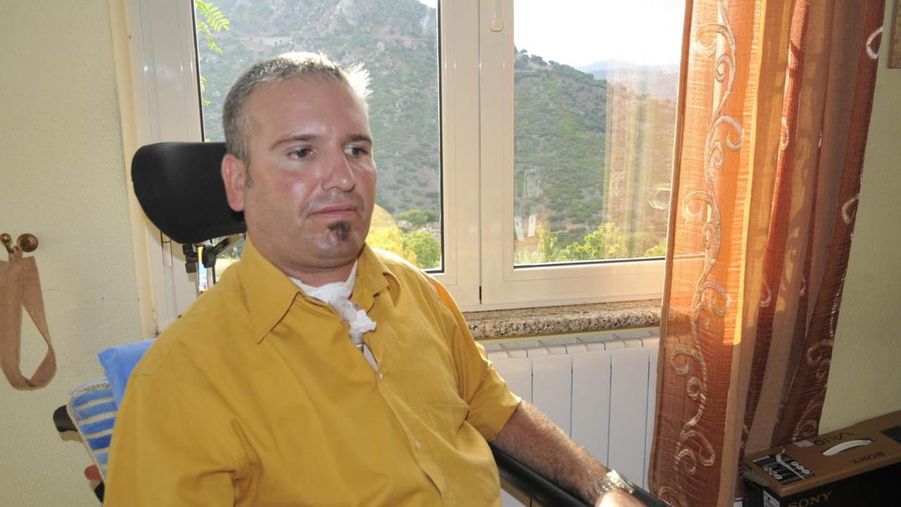 L’ultimo saluto a Punzoni, il guerriero della Sla