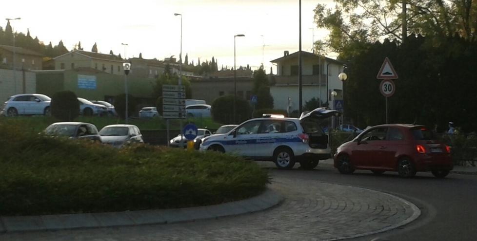 Fiorano. Anziana e badante investite sulle strisce: grave 80enne 