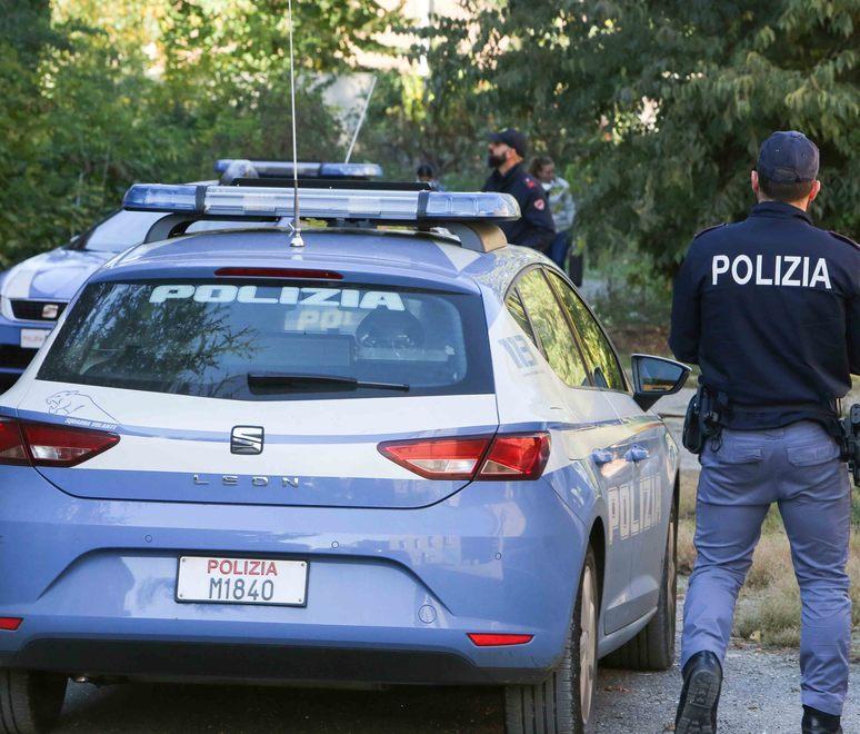 Reggio Emilia, lo sgombero delle ex Officine Reggiane non si farà 