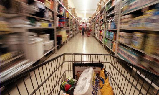Pil in crescita dell’1,2% ma rallentano i consumi delle famiglie 