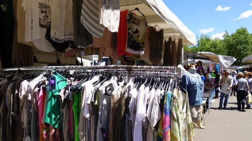 Si fa shopping in centro storico col mercatino Fatto in Italia