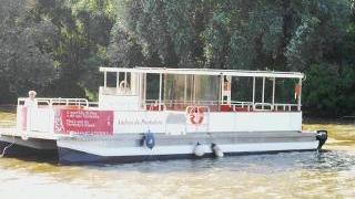 Sull'Arno in battello come a New Orleans