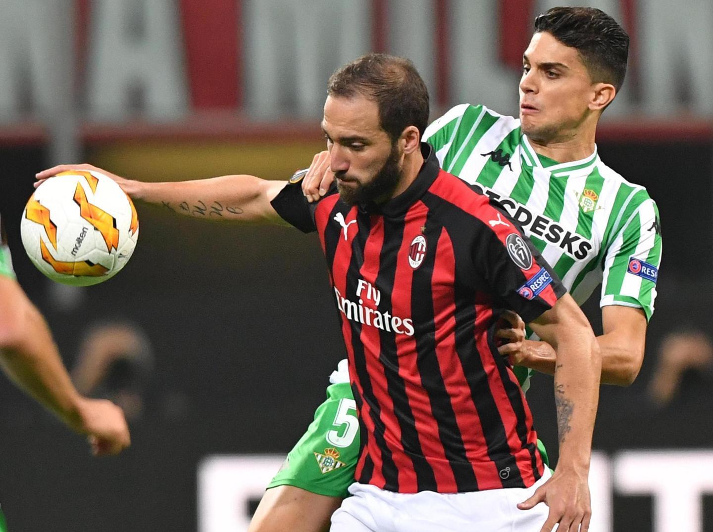 Disastro Milan, il Betis banchetta a San Siro 