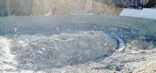 Una veduta dell’ex Cava Viti, oggi discarica gestita da Programma Ambiente Spa