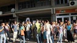 Caos scuola, occupato il ProvveditoratoProtesta pacifica ma ferma dei precari