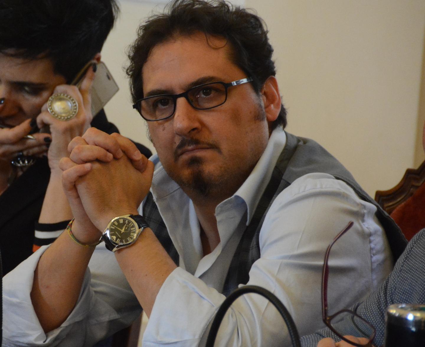 Regionarie, tra i grillini è una corsa a tre 