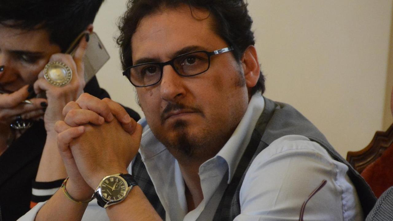 Regionarie, tra i grillini è una corsa a tre