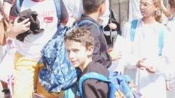 Alunni delle elementari al primo giorno di scuola a Portoferraio