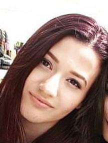 Serdiana, auto contro albero: morta una 21enne 