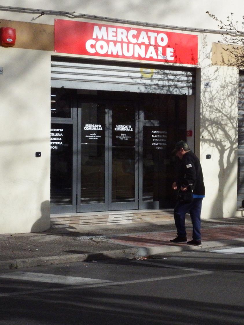 Mercato civico, scatta l’allarme ma è stato solo un guasto tecnico