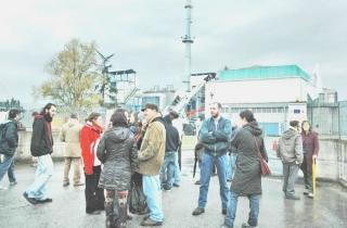 Manifestazione di protesta davanti all’inceneritore di Montale