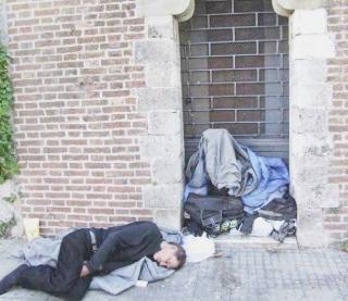Contro barboni e degrado formata una task force di vigili e operatori sociali