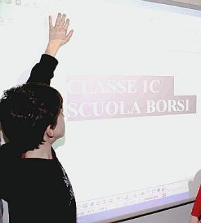 Lavagna interattiva alle Borsi