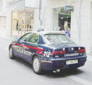 Travestiti da finti operaiderubano della pensione una coppia di anziani