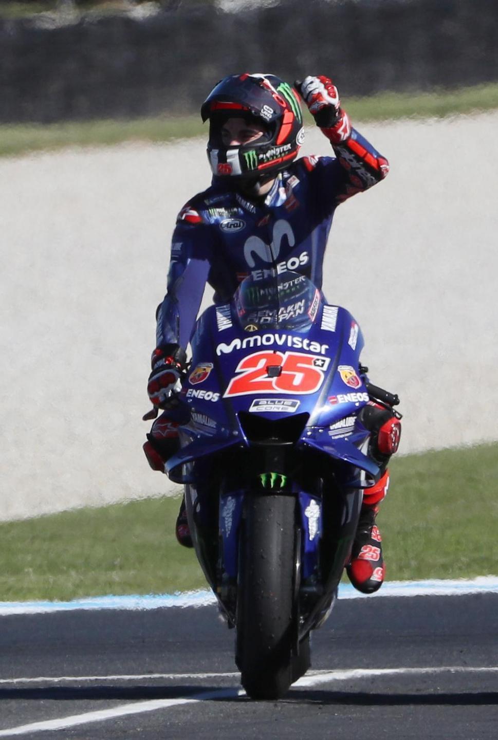 Giù il cannibale, sul podio Vinales, Iannone e Dovi 