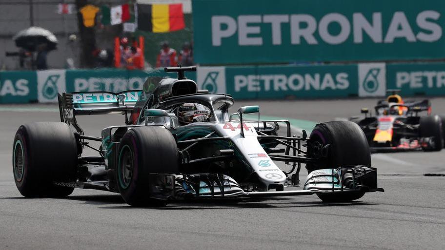 Hamilton, quinto titolo Eguaglia Fangio ed entra nella leggenda