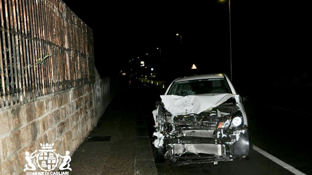 L'incidente in viale San Vincenzo (foto Mario Rosas)
