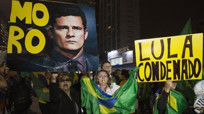 Bolsonaro vuole Sergio Moro alla Giustizia 
