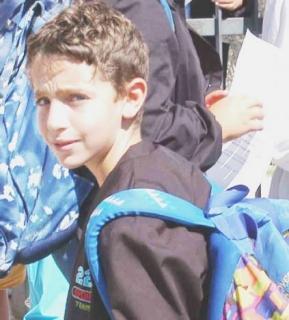 Bambini delle elementari al primo giorno di scuola