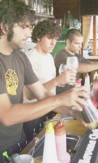 Molti giovani elbani lasciano gli studi prima del tempo alla ricerca di un impiego nel settore del turismo