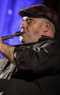 “A tenore”, docufilm firmato da Gavino Murgia 