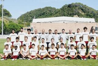 La squadra del Montelupo e sotto il tecnico della Real Cerretese Mauro Marchi