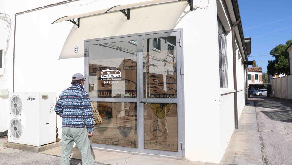 Rinaldi Motors, in fuga con i soldi dei clienti: maxi truffa da Ferrara fino in Calabria 