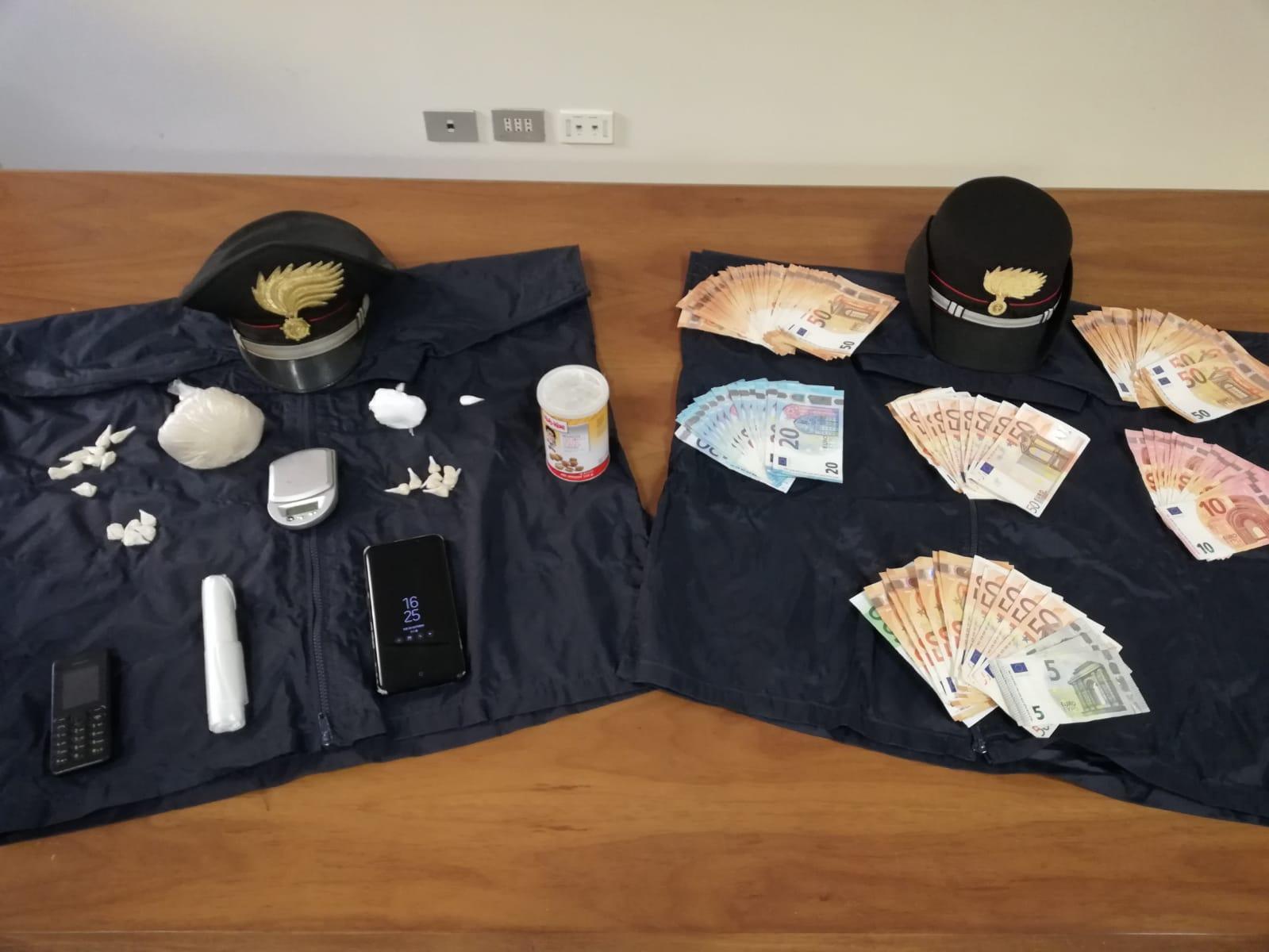 Reggio Emilia, corriere della droga in bicicletta arrestato dai carabinieri