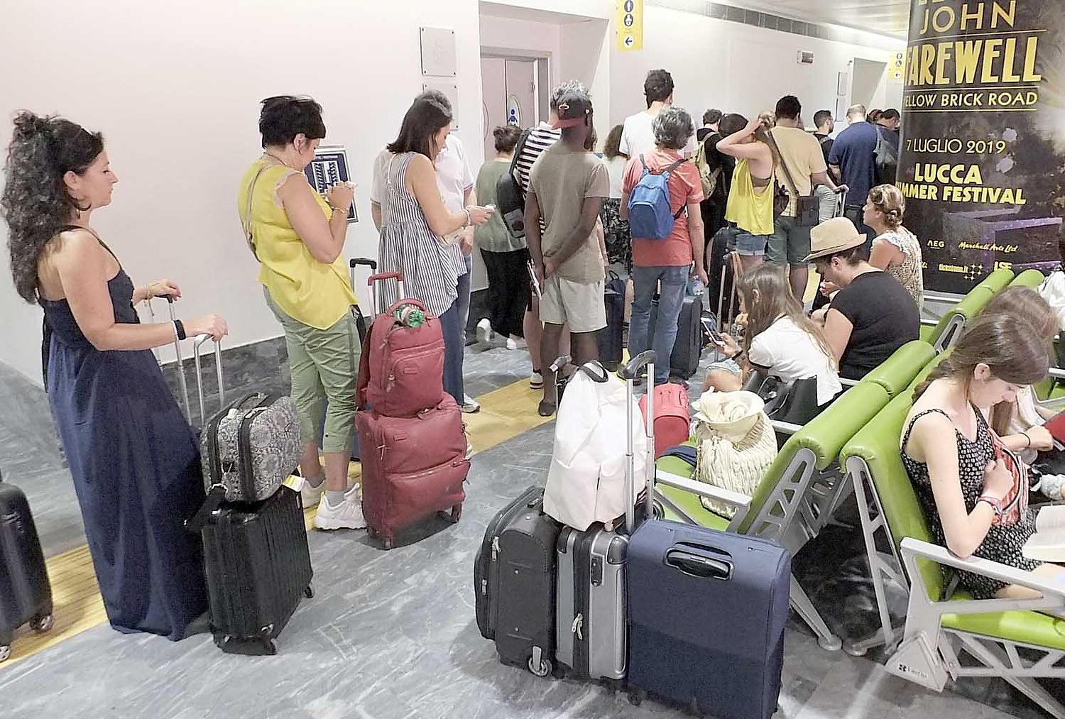 Ryanair, stop dell'antitrust al supplemento bagaglio a mano 