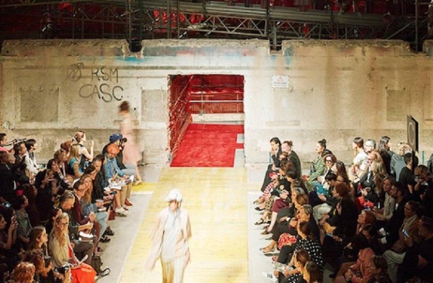 La sfilata di Marras dedicata a Fellini diventa un docufilm 